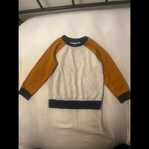Old Navy crew neck sweater 3t